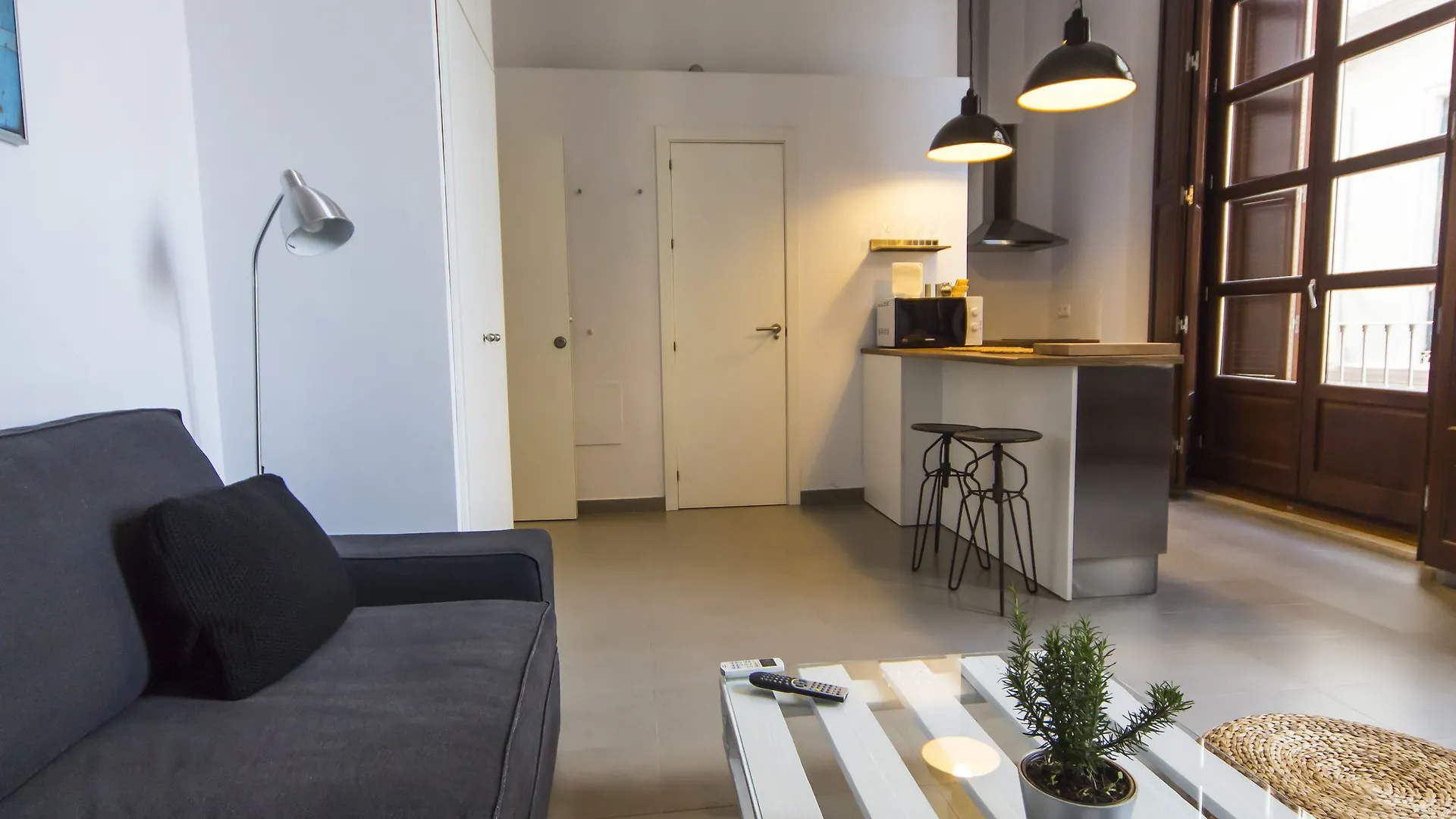 Apartamentos Malaga Picasso إسبانيا